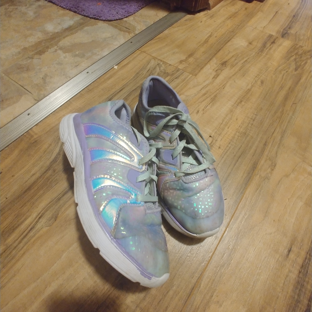 Tennis Shoes - Picture 1 of 2